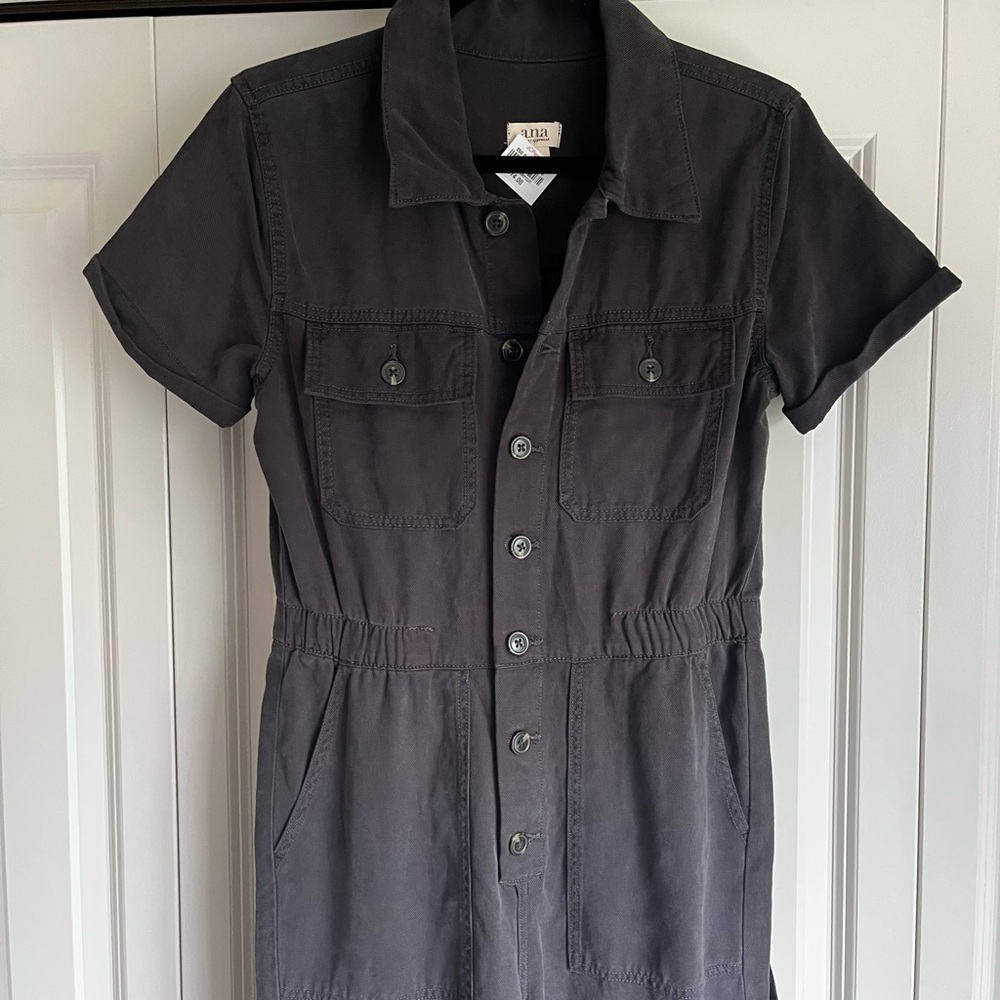 a.n.a Charcoal Button-Up Top